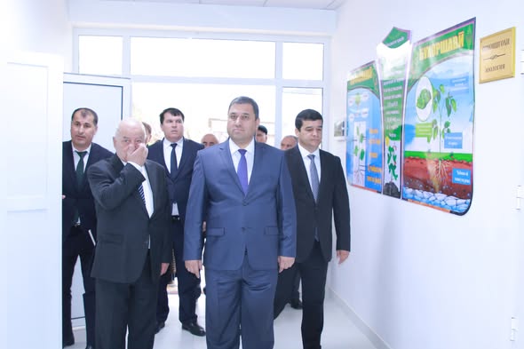 БУНЁДИ ОЗМОИШГОҲИ “ЗООЛОГИЯ” ВА “БОТАНИКА”