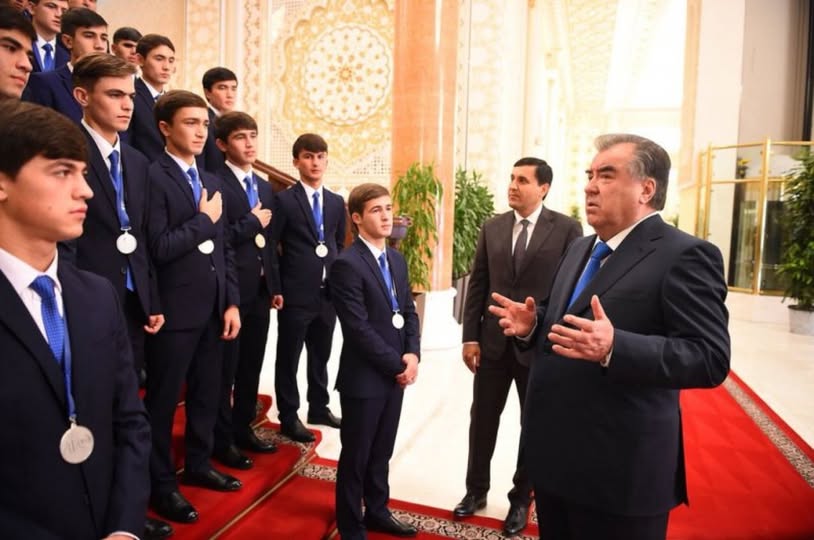 ПРЕЗИДЕНТ ВА ҶАВОНОН