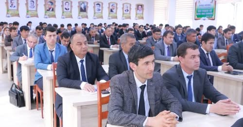 Дар Донишгоҳи давлатии Бохтар оид ба тағйирёбии иқлим ва таъсири он ба иқтисоди миллӣ ҳамоиш доир шуд