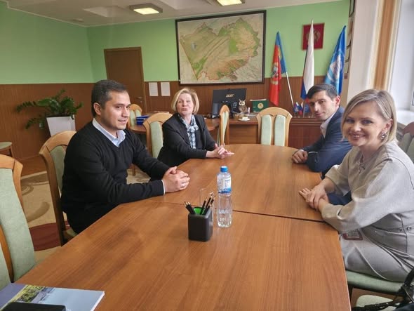 ОМӮЗГОРОН БА ДОНИШГОҲИ ДАВЛАТИИ  ПЕДАГОГИИ АЛТАЙИ ФЕДЕРАТСИЯИ РОССИЯ САФАРБАР ГАРДИДАНД