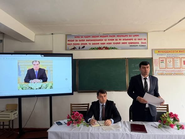 ИДОМАИ СӮҲБАТ – ВОХӮРӢ БО МУТАХАССИСОНИ ҶАВОН